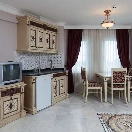 Hotel Acg Palace